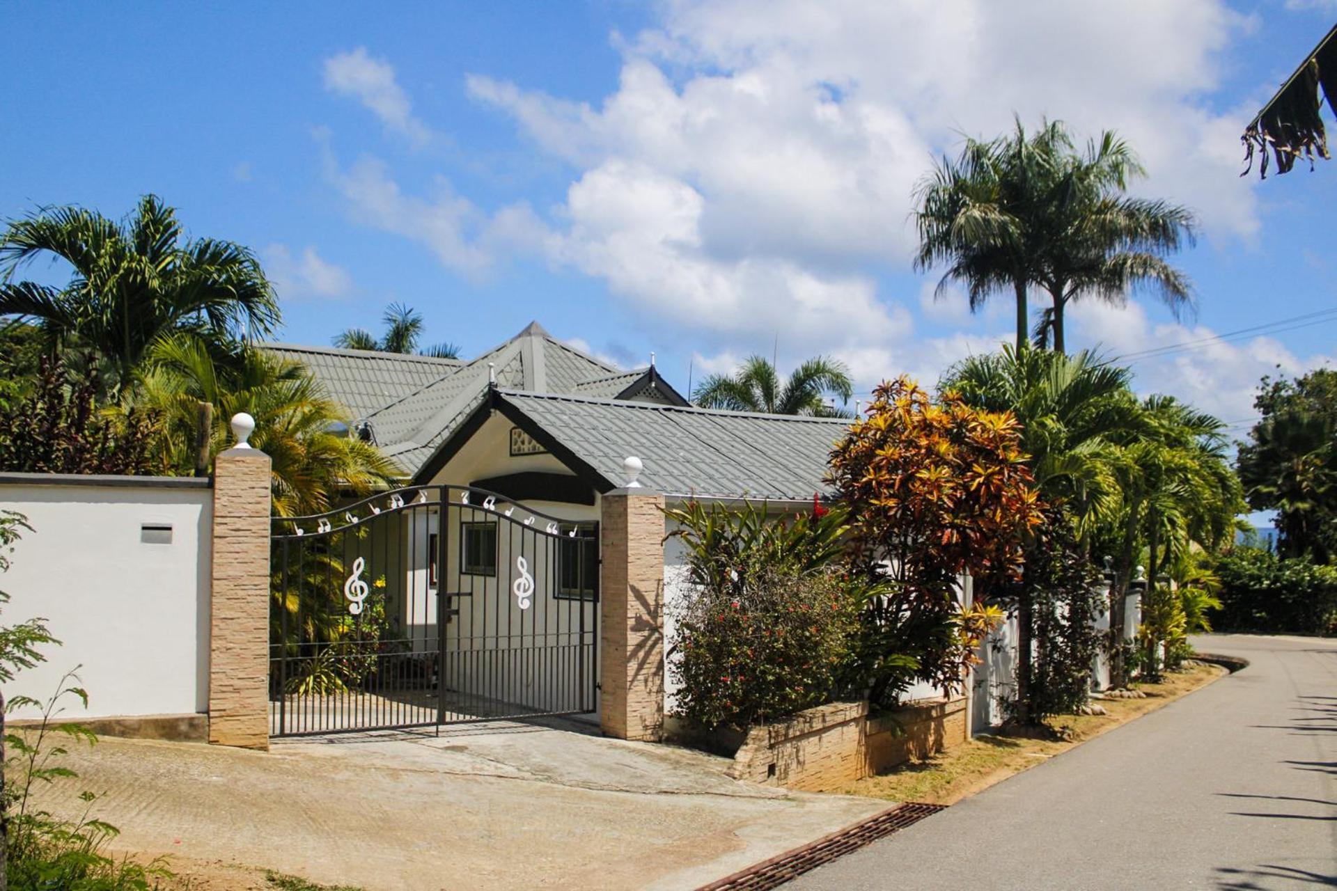 Nid'Aigle Lodge 贝圣安那 外观 照片